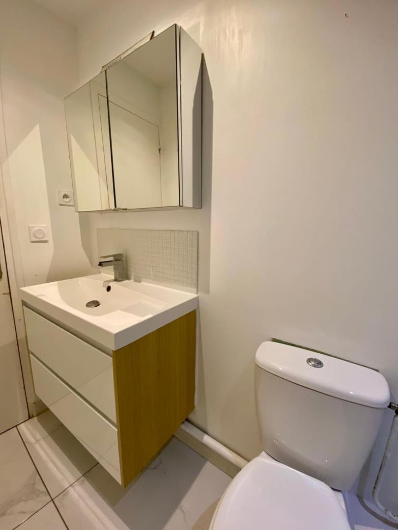 Appartement Familial Proche Saint-Lazarre - 6P Paris Eksteriør billede